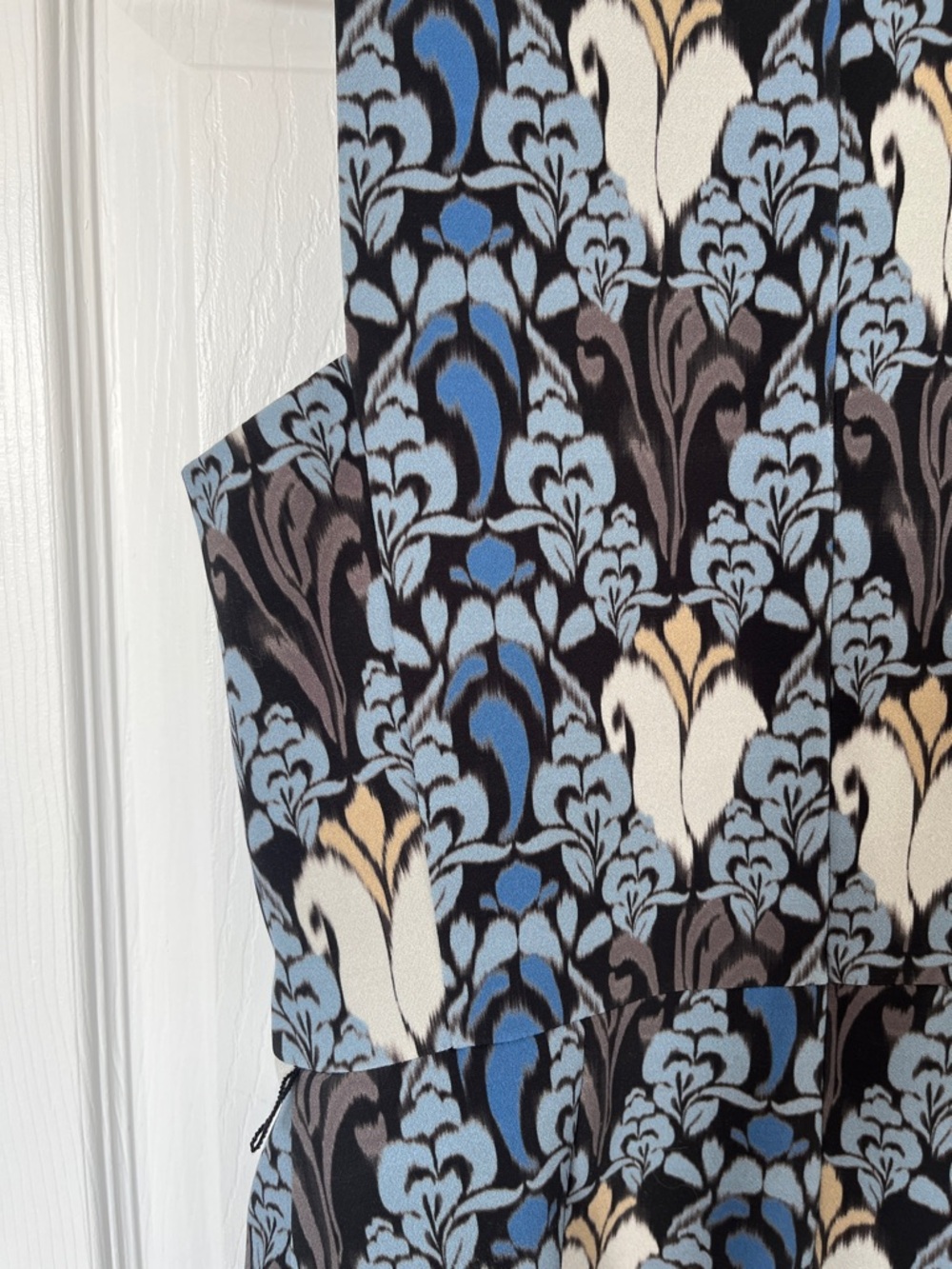 Tristan Sleeveless Blue and Cream Floral Fit-and-Flare Dress - Picture 8 of 8